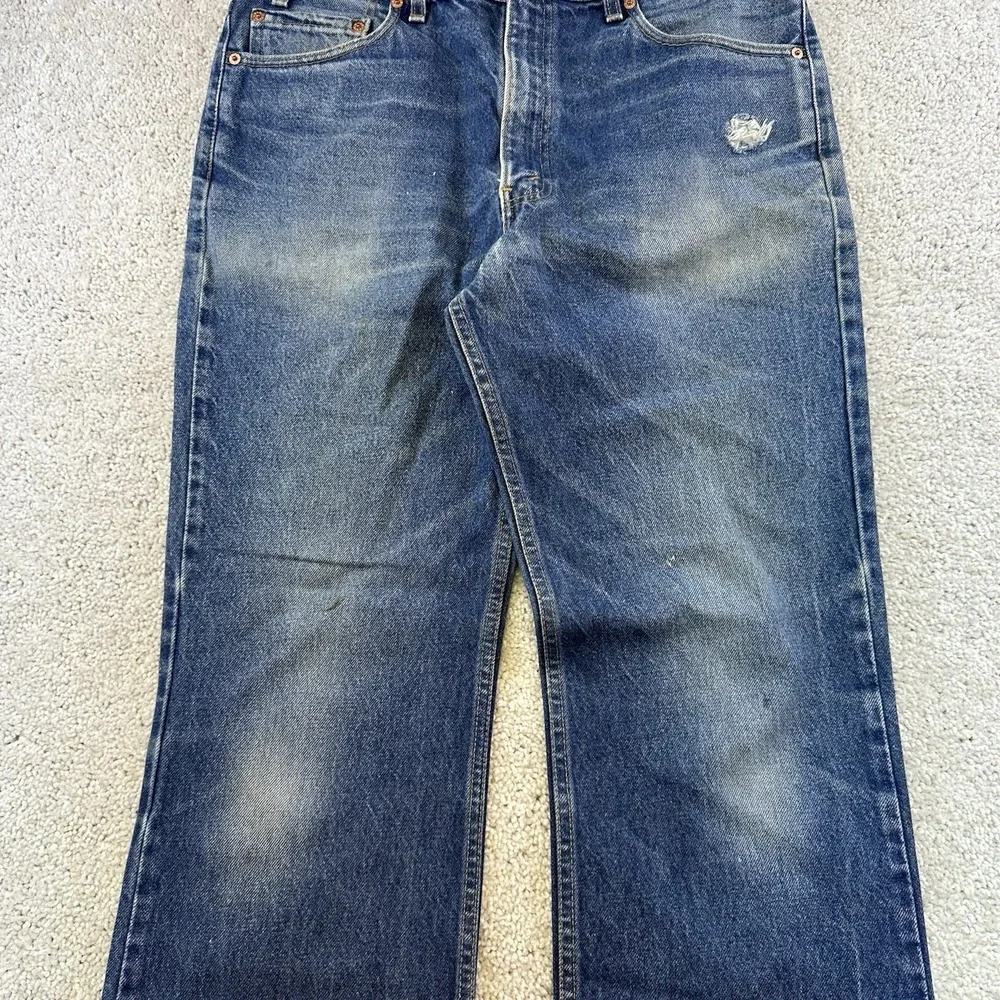 Vintage Levis 517 Boot Cut Jeans Men 36x32 Blue Medium Wash Made in USA Distress